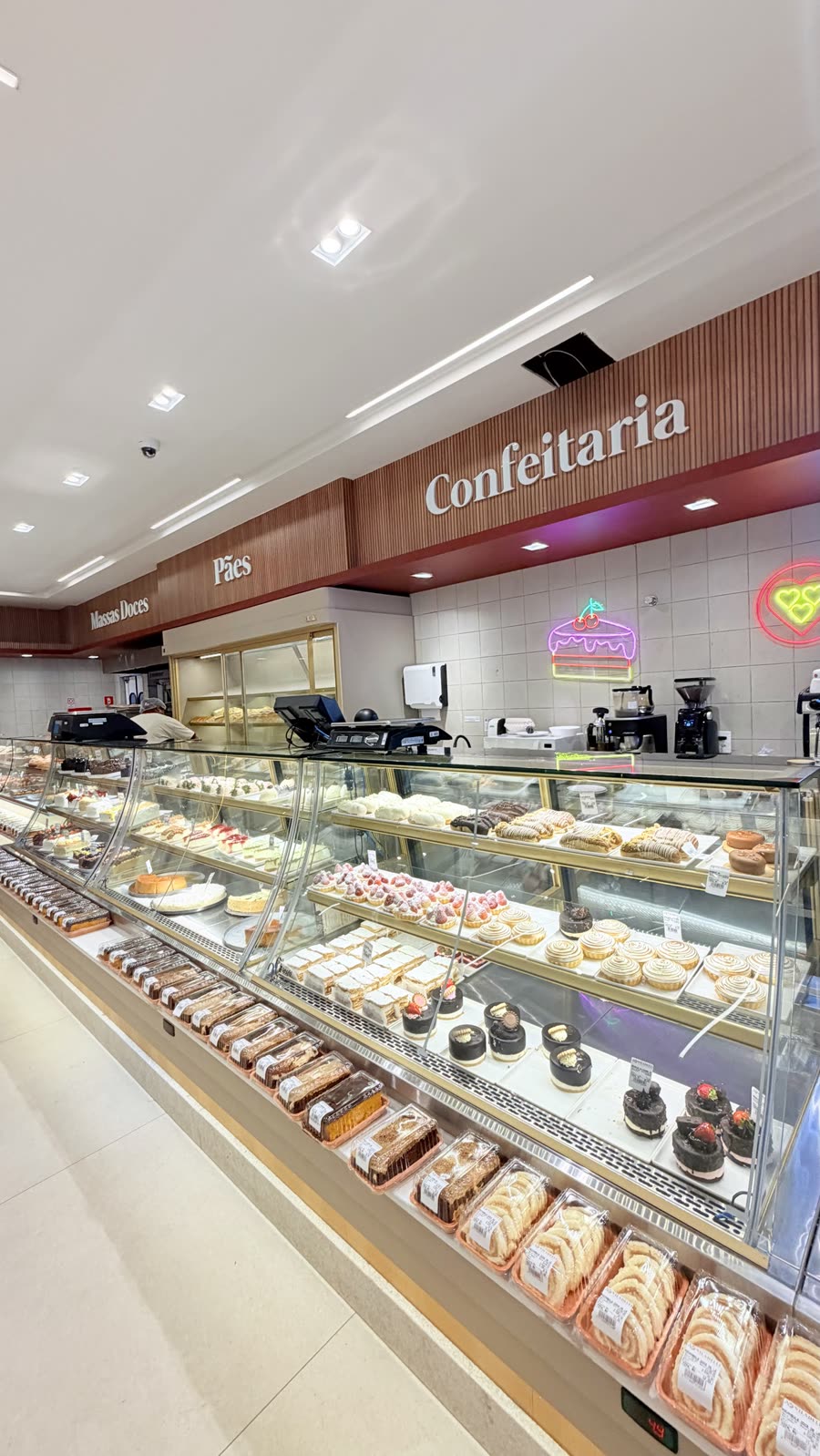 Balcão de confeitaria da Vila Delli